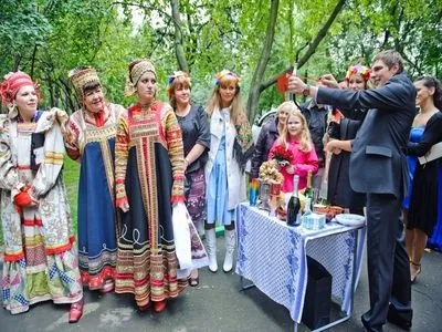 Смішний сценарій викупу нареченої з прикольними порадами і правилами (викупу) Смішний сценарій викупу нареченої з прикольними порадами і правилами