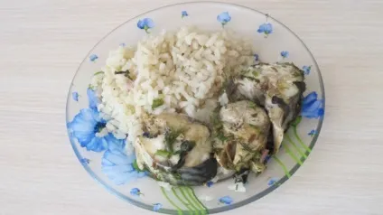 Скумбрія з рисом