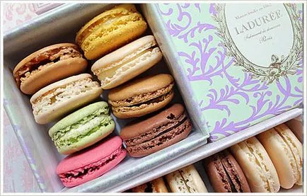 Legendele Ladurée Paris casa de patiserie