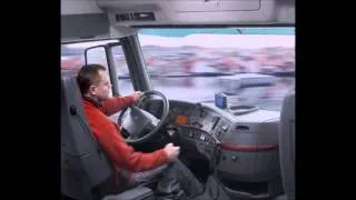 Ima előtt a járművezető az út segít megvédeni a veszélyeket az út