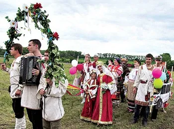 Ритуалът на ухажване от страна на митническите татарските на български, казахи, Украйна