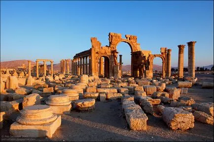 Palmyra - un oraș mare în deșert - fotografii interesante