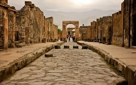 Помпей (Pompei), Италия, близо до Неапол