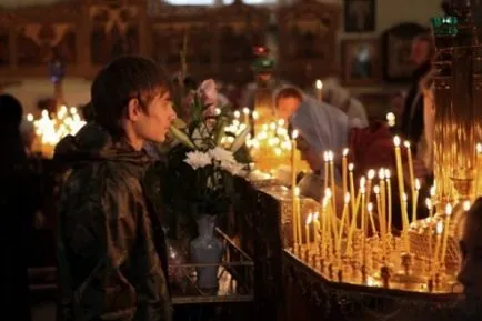 Ortodox portál - elkezdi a templomba járás