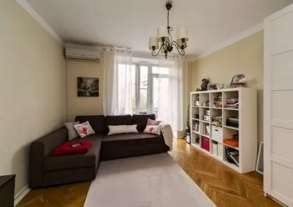 Стелажі в інтер'єрі 15 фото (інтер'єрі) Стелажі в інтер'єрі 15 фото