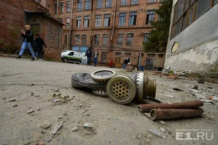 Devastarea ca o plimbare de artă de-a lungul unei plante secrete abandonate, care va avea loc în Bienala Ural