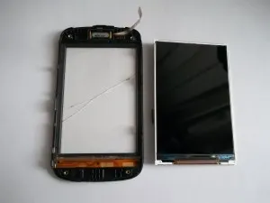 Repararea telefon mobil HTC Explorer