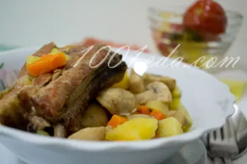 Рецепта за картофи задушени със свинско и гъби - топли ястия 1001 храна