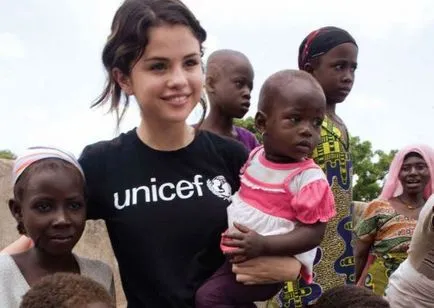 Selena gomez (Selena Gomez) életrajz, képek Selena Gomez, a személyes élet (súlynövekedés), divat hírek