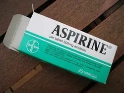 Які наслідки прийому аспірину з горілкою, іншим алкоголем (аспірин) Які наслідки прийому аспірину з горілкою, іншим алкоголем