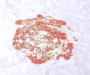 Як відіпрати червоне вино