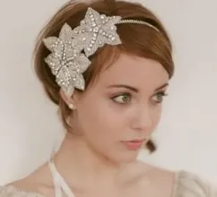 Весільна зачіска як укласти волосся на весілля своїми руками (руками) Весільна зачіска як укласти волосся на весілля своїми руками