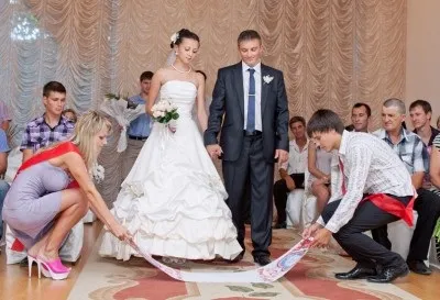Сценарій весілля в загсі