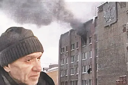 Суд або самосуд як люди розбираються з чиновниками, право, суспільство, аргументи і факти (самосуд) Суд або самосуд як люди розбираються з чиновниками, право, суспільство, аргументи і факти