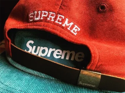 Supreme оригінал vs підробка - журнал про сasual моді (оригінал) Supreme оригінал vs підробка - журнал про сasual моді