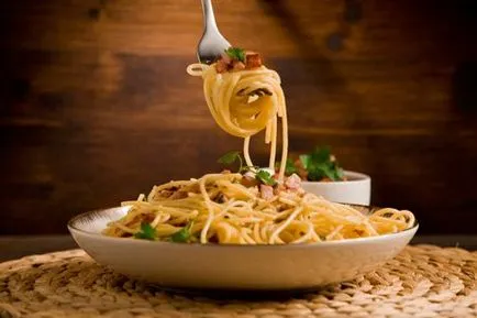 Спагети Карбонара - класически рецепта и неговите варианти