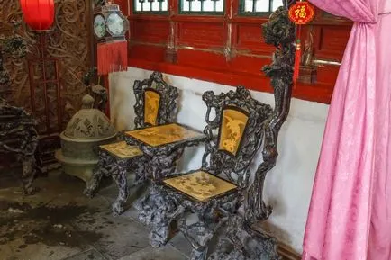 Традиционна китайска мебели и китайски интериор