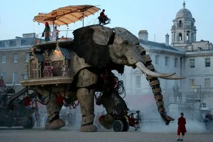 Street Theatre Royal de luxe óriás bábok, utazás a világ