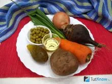 Винегрет салата с печени зеленчуци