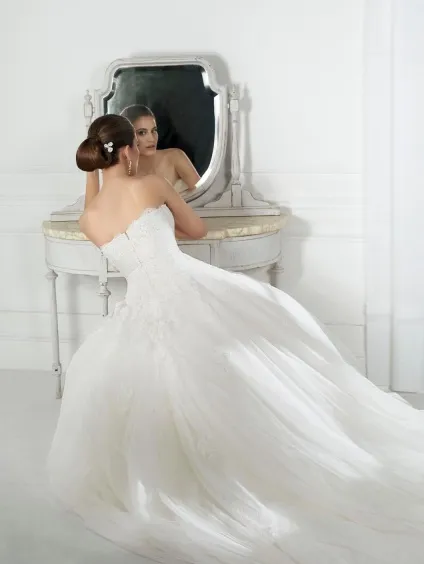 Весільні сукні fara sposa (фара спос) 2014 в Москві (сукні) Весільні сукні fara sposa (фара спос) 2014 в Москві