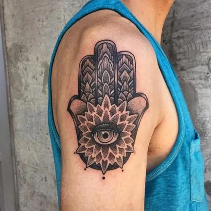 Hamsa „- un tatuaj cu sens