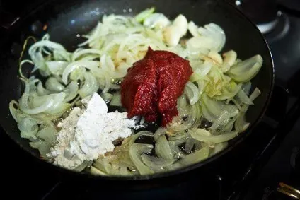 Тефтелі - рецепт сучасної домашньої кухні з фото (сніданки) Тефтелі - рецепт сучасної домашньої кухні з фото