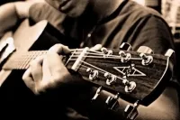 7 Fontos szabályokat, amikor gitározni egy kezdő gitáros