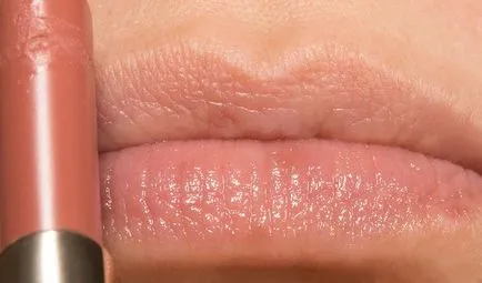 Balzsam Stick Lip Clarinsés feltűnés perc 06 rózsafa