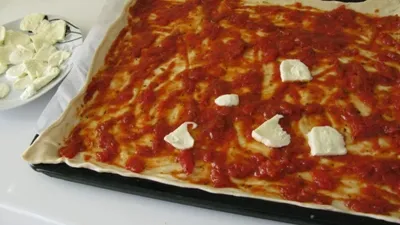 Gyors pizza sütő recept lépésről lépésre képekkel