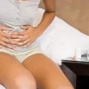 Aching în abdomen, după ovulație ca menstruație cauze, simptome