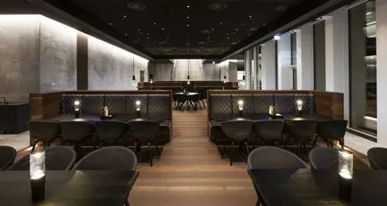 Interiorul bogat de restaurant de lux