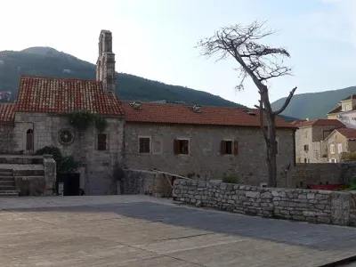 Budva Muntenegru - descriere, atractii