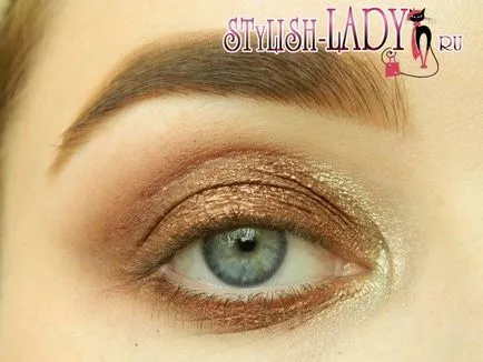 Bronze szem make-up, lépésről lépésre bemutató fotókkal