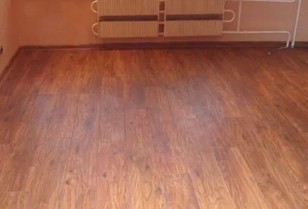 Capacul de podea în pardoseală din lemn țară de unghii, alegerea pardoselii în fotografie și video