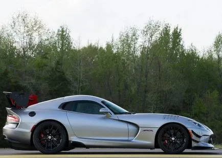 Dodge Viper 2017 спецификации, цена, снимка Dodge Viper