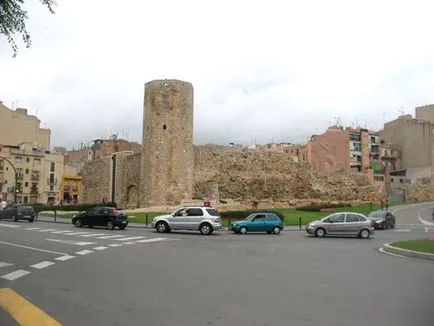 Drumul de la Salou în Tarragona, monumente, atractii amfiteatrul roman, catedrala