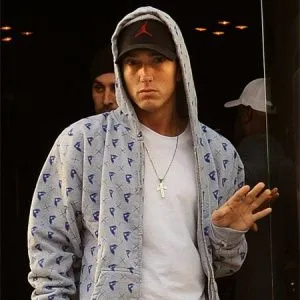 Eminem și stilul său de îmbrăcăminte