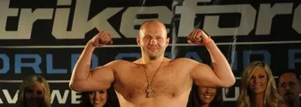 Fedor Emelianenko védi kereszt relikviák - Hírek