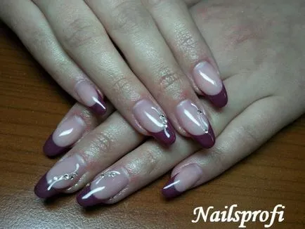 Френски маникюр, козметичен мрежови студия - nailsprofi