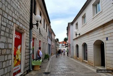 Herceg Novi (Herceg Novi), în fotografii și videoclipuri Muntenegru