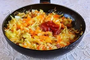 Тушкована капуста з ковбасою, рецепт з фото крок за кроком (сіль) Тушкована капуста з ковбасою, рецепт з фото крок за кроком