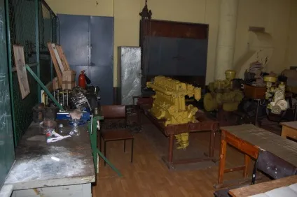 Ділянка кафедри СДВС і ду в факультетської лабораторії Харків ГМТУ - сайт дизелістом Харків ГМТУ (прямоточно) Ділянка кафедри СДВС і ду в факультетської лабораторії Харків ГМТУ - сайт дизелістом Харків ГМТУ