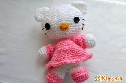 Toy Hello Kitty Amigurumi в областта (схема за плетене части на тялото и облекло)