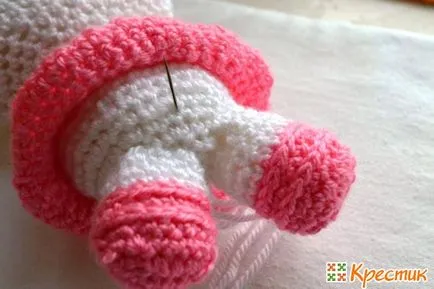 Toy Hello Kitty Amigurumi в областта (схема за плетене части на тялото и облекло)