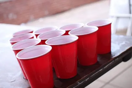 Games alkohollal a fél sör pong