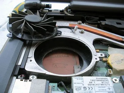Ez a blog, hogyan kell szétszedni a laptop Fujitsu Siemens
