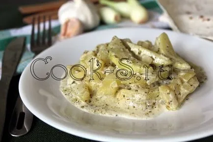 Cukkini párolt tejszínes mártásban - lépésről lépésre recept képpel, főzelékek