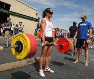 Care mușchii se dezvoltă deadlift