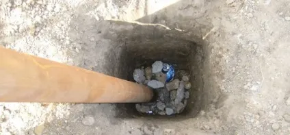 Установка стовпів для забору металеві, дерев'яні конструкції та інші, відео та фото (стовпів) Установка стовпів для забору металеві, дерев'яні конструкції та інші, відео та фото