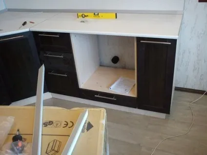 Установка духової шафи вбудованого електричного і газового на відео (вбудованого) Установка духової шафи вбудованого електричного і газового на відео